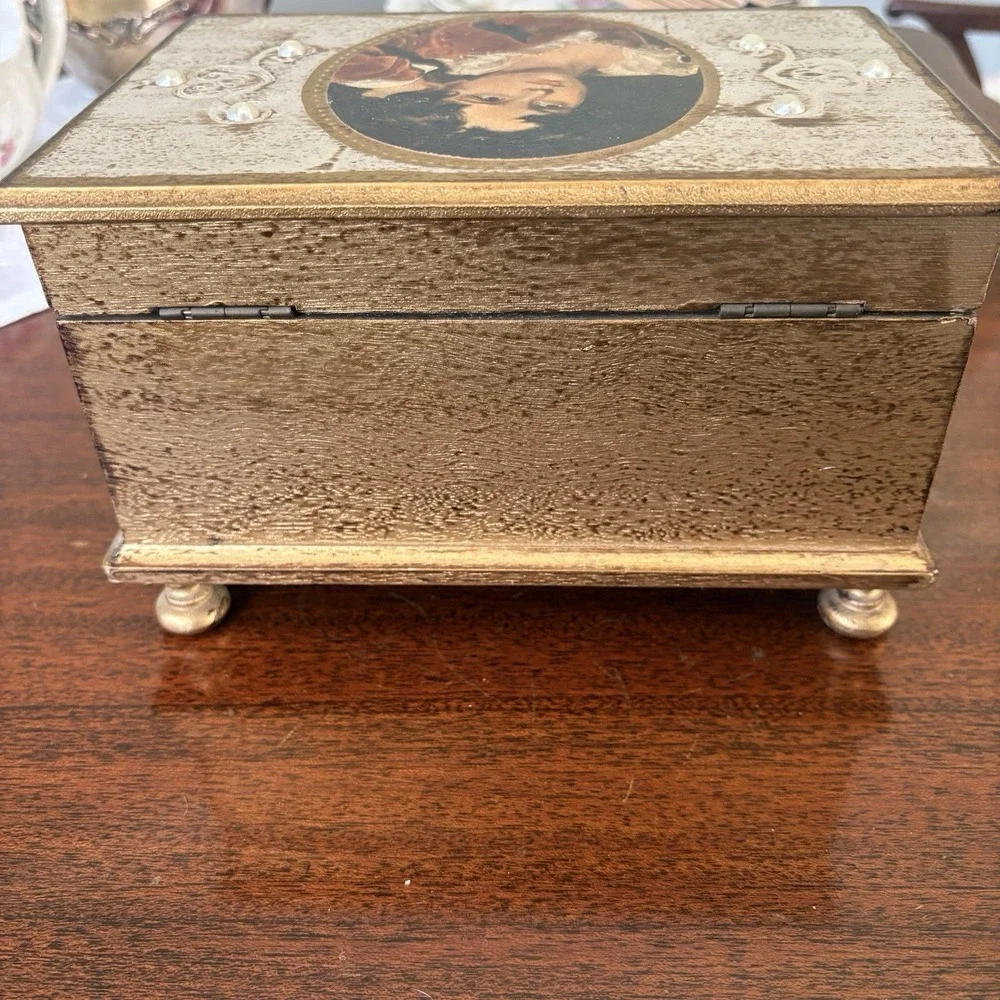Vintage Music Box Jewelry Box Velvet Lined Victorian Portrait Japan